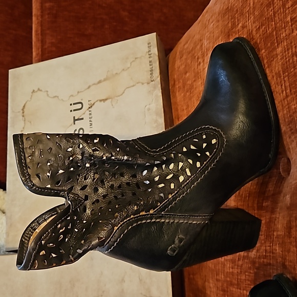 BED STU Irma Graphito Rustic Boots High Heel Leather Cutouts Black Size 9.5 NWT - Picture 9 of 16